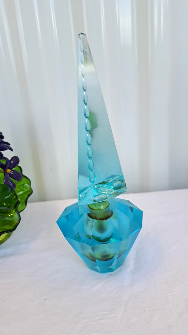 Irice Hand Cut Crystal Perfume Bottle With Faux Plastic Flower Bunch - 5