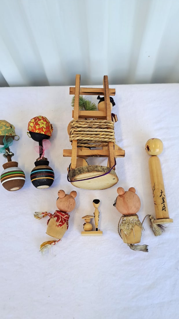 Vintage Japanese Wooden Folk Doll Lot, Kokeshi, Animal Mask Figures & Miniatures - 8