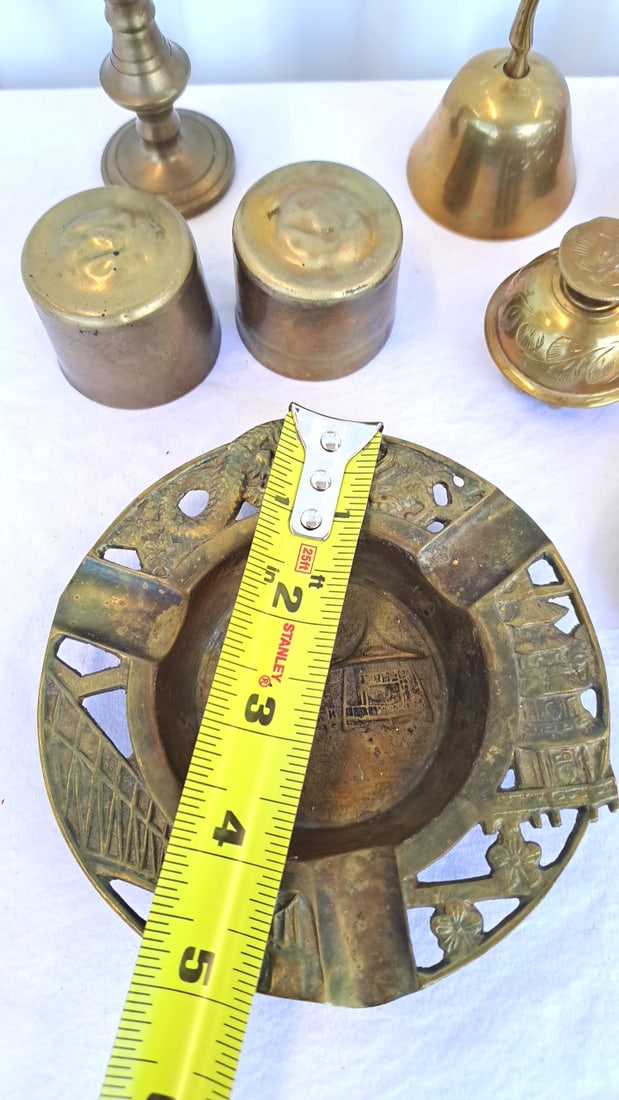 Brass Decorative Lot With Ashtrays, Bell, Candlestick And Lidded Boxes - 4