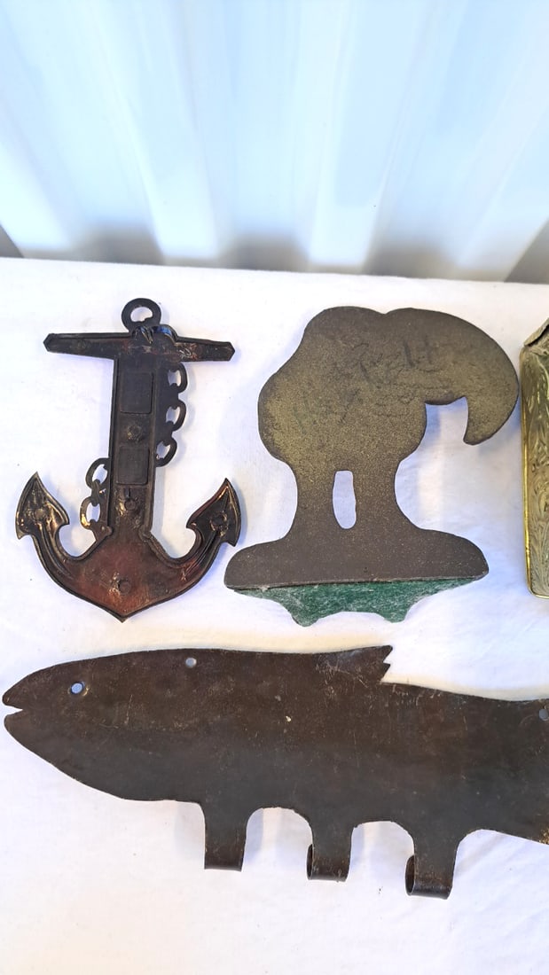 Metal Decor Lot Anchor Thermometer, Brass Ship Box, Fish Hanger Toucan Figure - 7