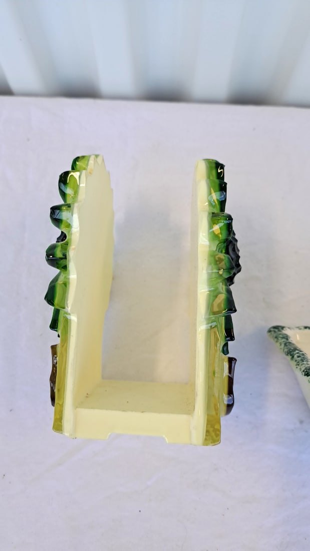 Ceramic Green Flower Napkin Holder And Cream Rectangular Floral Planter - 3