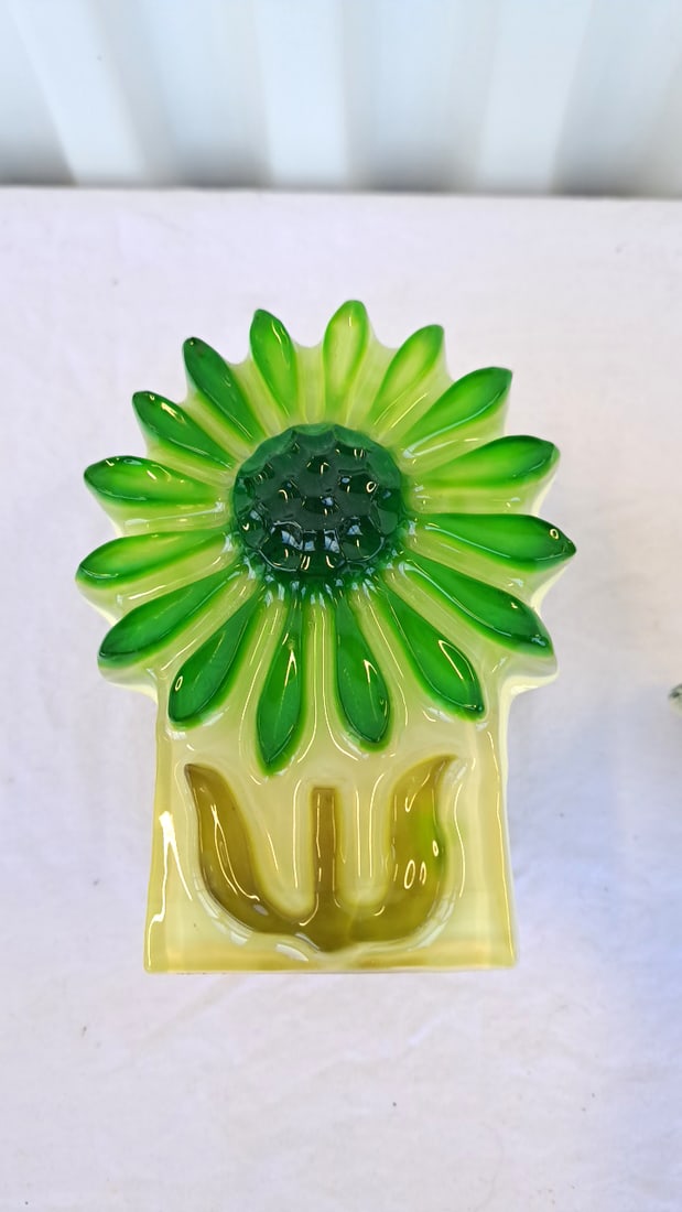 Ceramic Green Flower Napkin Holder And Cream Rectangular Floral Planter - 4