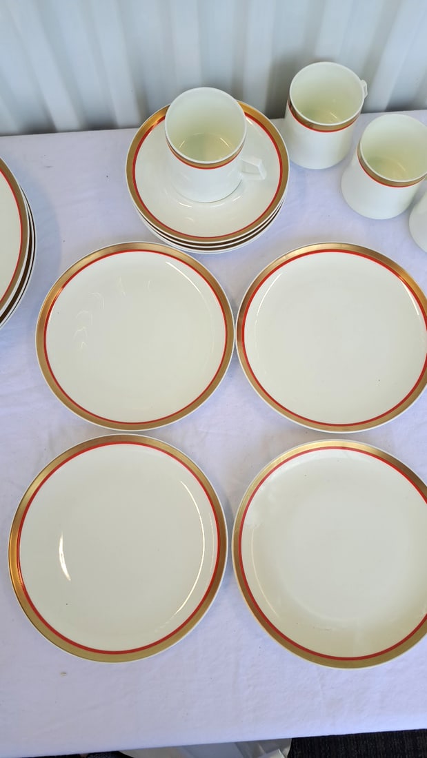 Mikasa Cabernet Service For 4 - 5