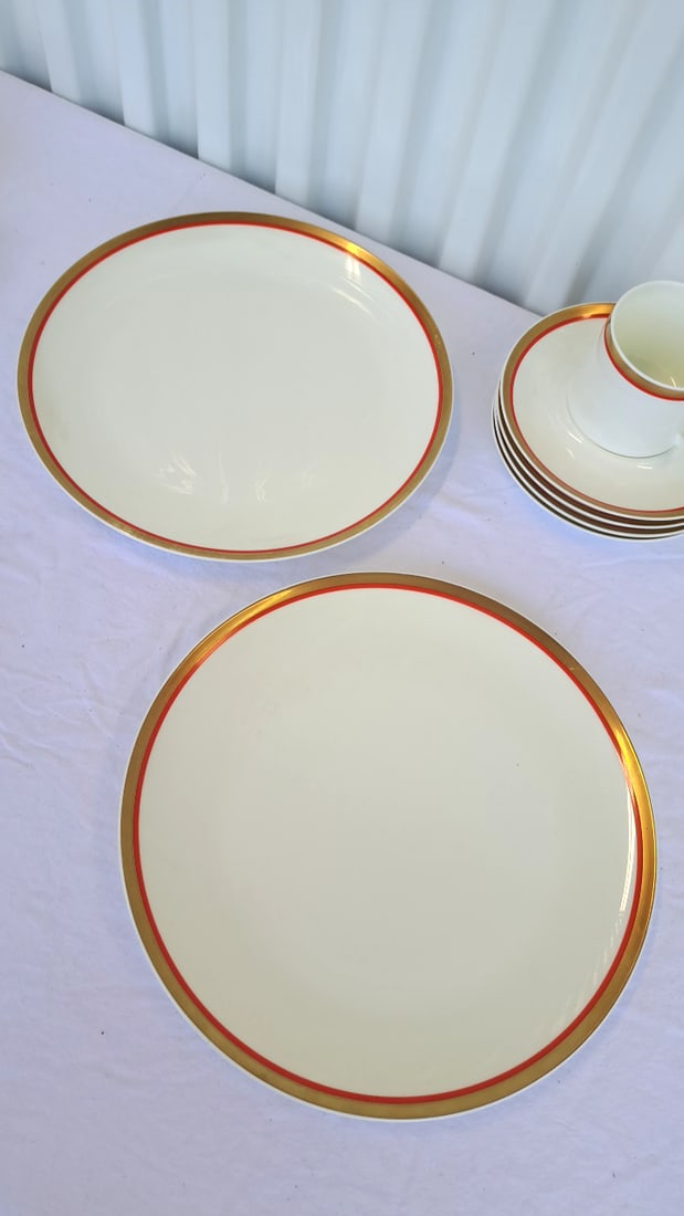 Mikasa Cabernet Service For 4 - 9