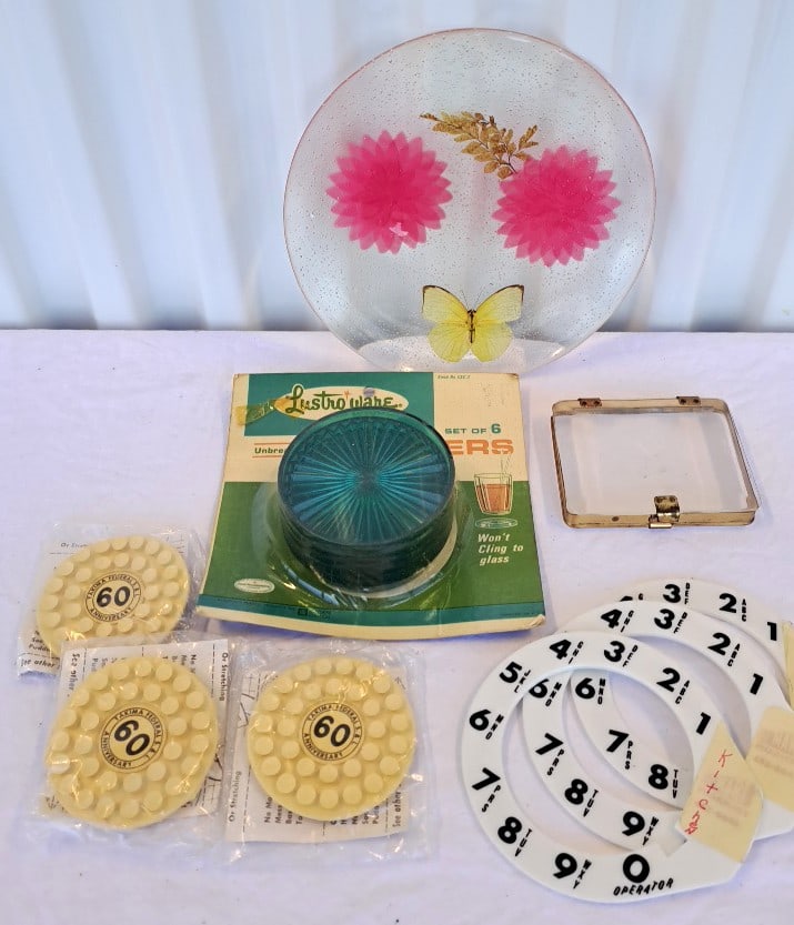 Lustroware Coasters, Yakima Federal 60th Soap Holder Rotary Dial Plates Chatterbox Acrylic Plate: 8 x 8 x 4in. 1lb Low Estimate: 8.00 High Estimate: 35.00