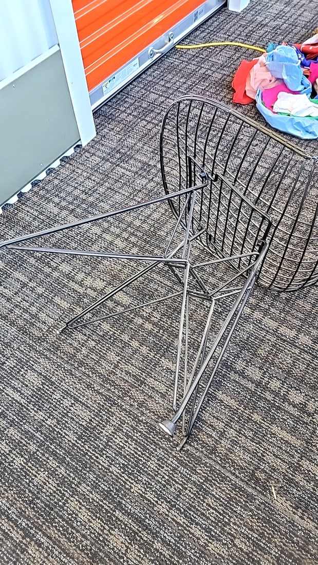 Herman Miller Eames Dkr-2 Style Wire Side Chair With Tan Bikini Pads And Black Eiffel Base - 4