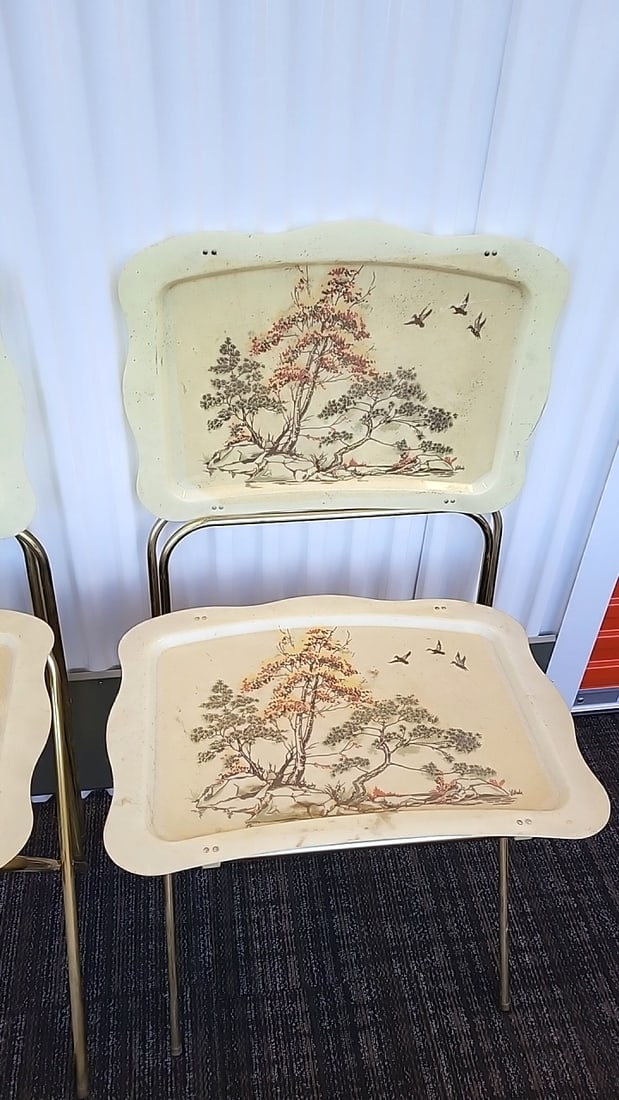 Set Of 4 Cream Folding Tray Chairs With Asian Landscape Design And Gold Metal Legs - 3