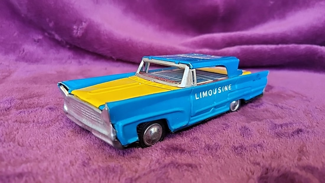 Tin Litho Airport Limousine Toy Car Blue Yellow And Black Police Toy Car - 2