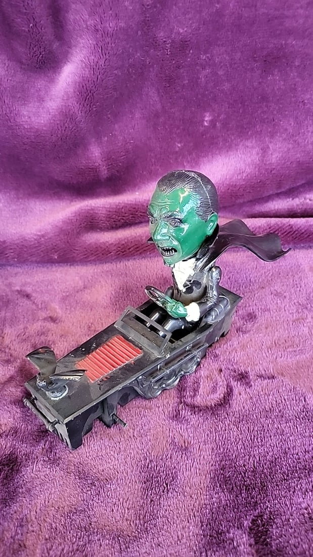 Snooper Surfer Plastic Model Car With Vampire Dragster And Loose Wheels Lot As Is - 11