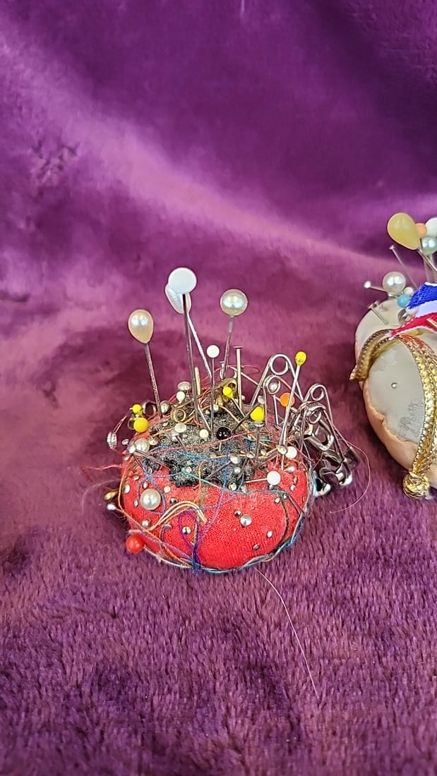 Japanese Cloth Doll Pincushions Lot With Clear High Heel Pin Holder And Buttons - 9
