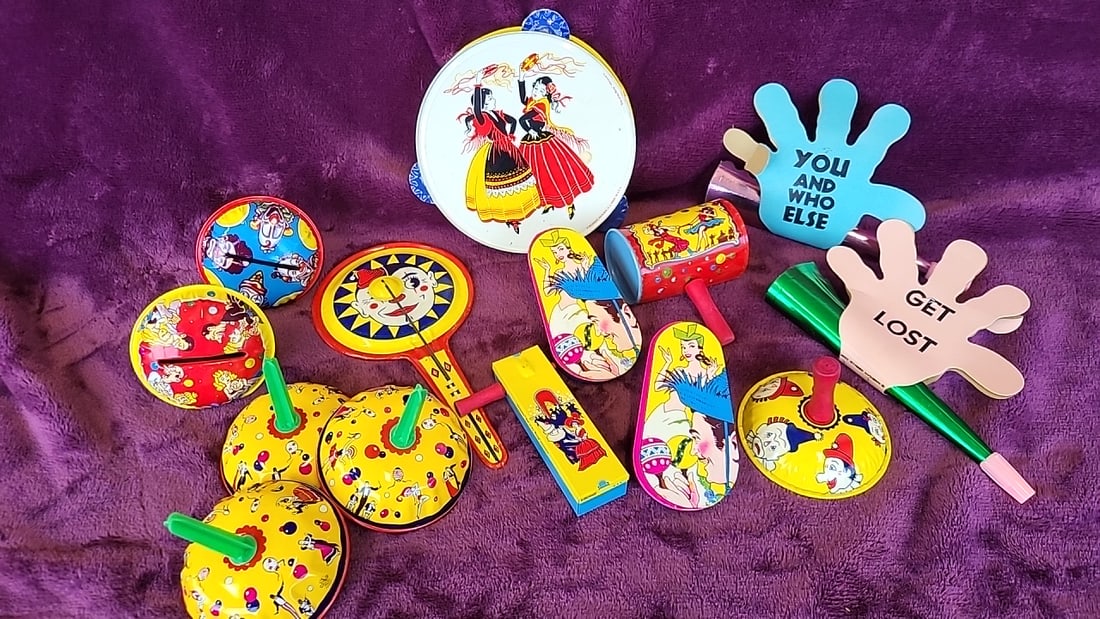 Vintage Kirchhof Life Of The Party Tin Litho Party Noisemakers Lot Clown Circus Tambourine Clickers: 11x8x8 2lb Low Estimate: 20.00 High Estimate: 85.00