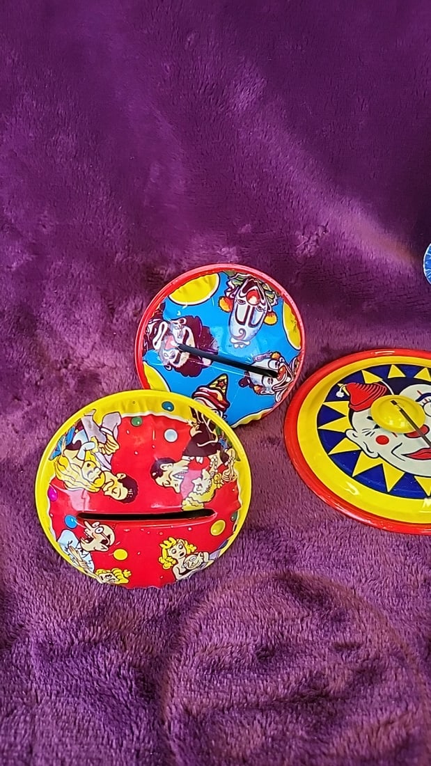 Vintage Kirchhof Life Of The Party Tin Litho Party Noisemakers Lot Clown Circus Tambourine Clickers - 4