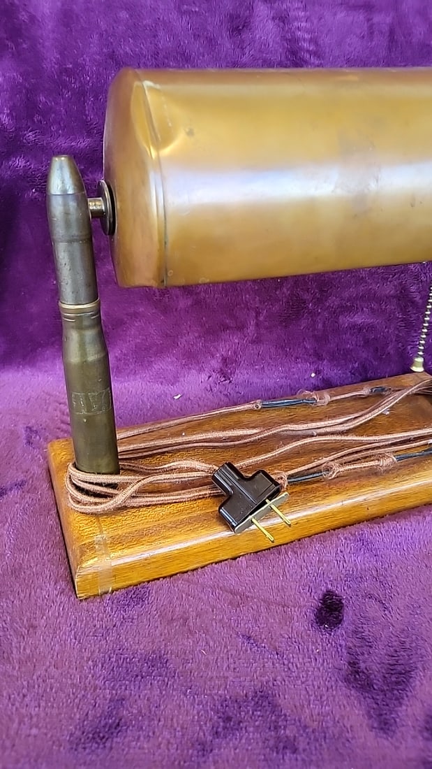 Brass Cylinder Shade Desk Lamp With Wood Base And Pull Chain No Lightbulb Read - 5
