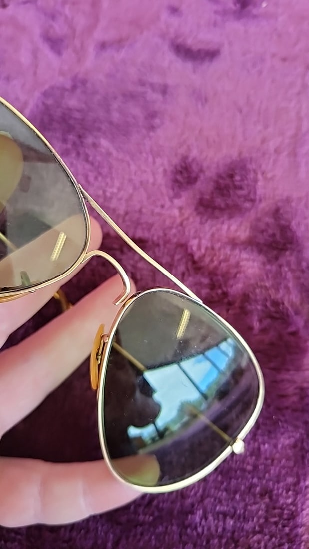 Bausch And Lomb Ray-ban Aviator Sunglasses Gold Frame Green Lenses With Case And Bonus Pair Of Vi... - 4
