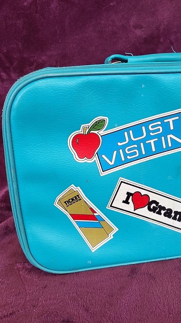Turquoise Vinyl Kids Travel Suitcase With Just Visiting And I Love Grama Sticker Print As Is - 2