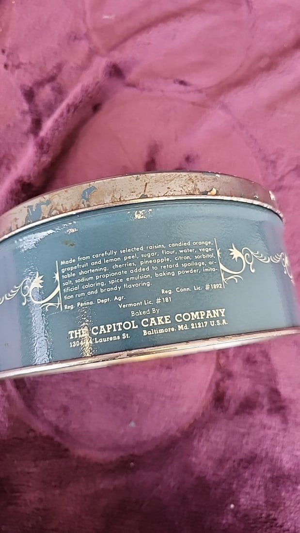 Capitol Cake Company Blue Horse Carriage Tin With Metal Hair Curlers & Clips - 5