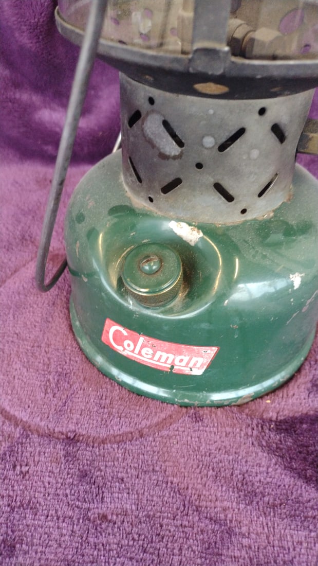 Coleman 228f Green Two-mantle Gas Lantern 1956 - 2