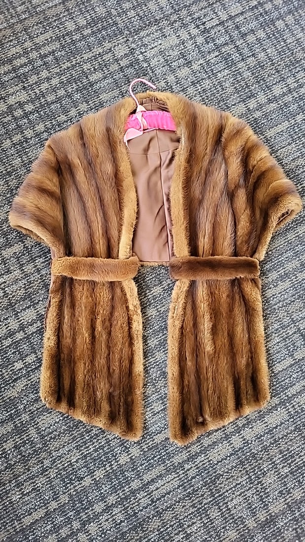 Saito Fur Tokyo Brown Mink Fur Stole Capelet Wrap With Satin Lining, Mary W. Hambelton Embroidery: 26x30 1lb Low Estimate: 35.00 High Estimate: 125.00