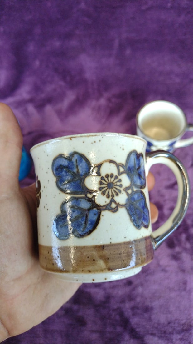 Lot Of 5 Ceramic Coffee Mugs And Cups Blue Speckled Floral Designs - 7