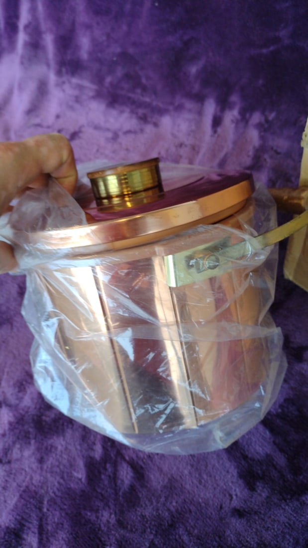 Lipton Copper Ensemble 3 Qt Copper Ice Bucket With Lid & Box - 2