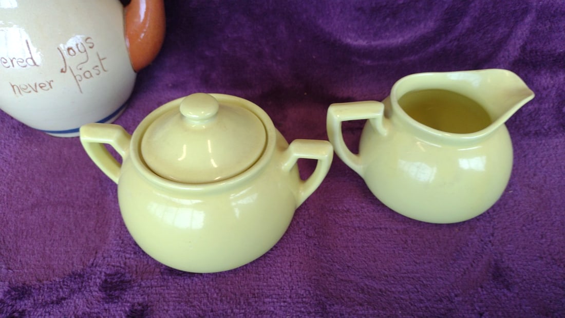 Fenton 1975 U.S. Bicentennial Plate, Motto Ware Teapot Yellow Creamer Sugar Bowl Lot - 4