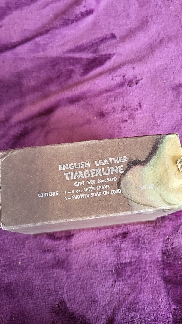 English Leather Timberline Gift Set No. 500 4 Oz After Shave & Shower Soap On Cord - 5