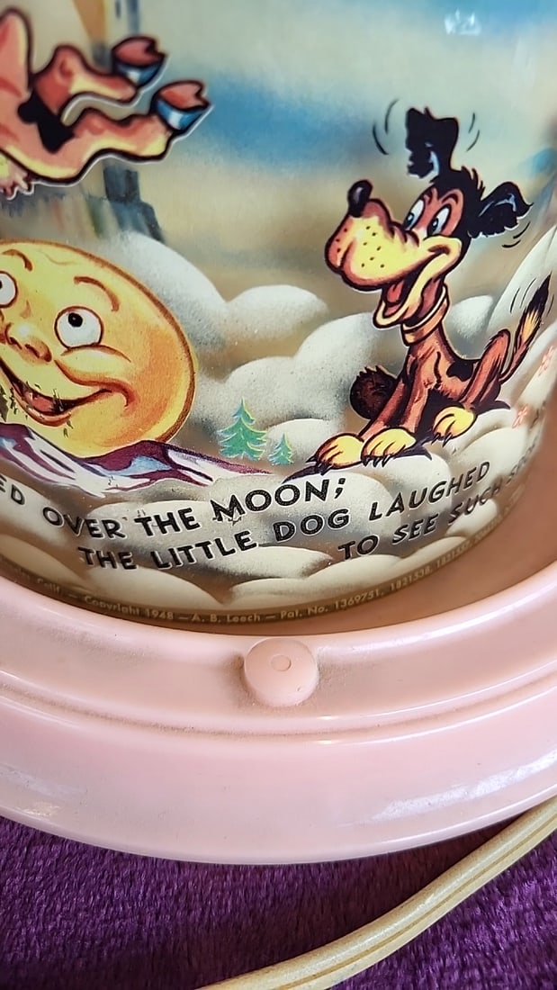A.B. Loesch Mother Goose Hey Diddle Diddle Nursery Rhyme Motion Lamp Pink Base - 5