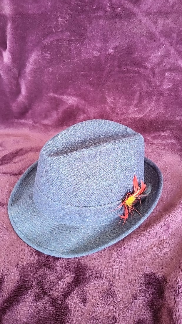 Lot Of 5 Fedora Hats Highlander Pure Ragg Wool Feather Accents - 10