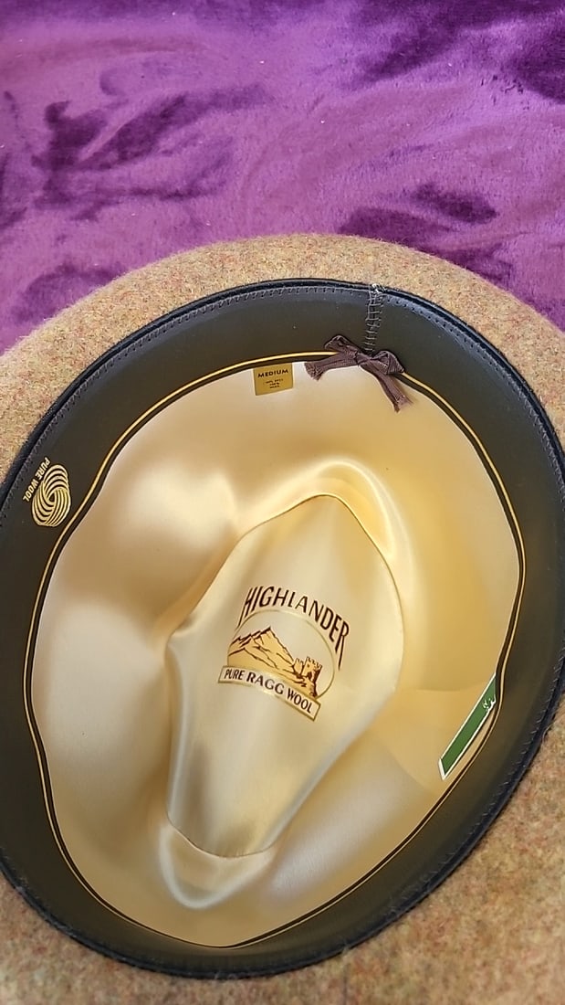 Lot Of 5 Fedora Hats Highlander Pure Ragg Wool Feather Accents - 5