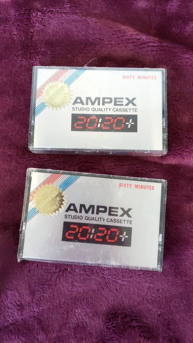 Lot Of Ronson Chrome Pocket Lighters With Box, Pipe Cleaners, Talle Westclock Travel Clock, Ampex... - 13