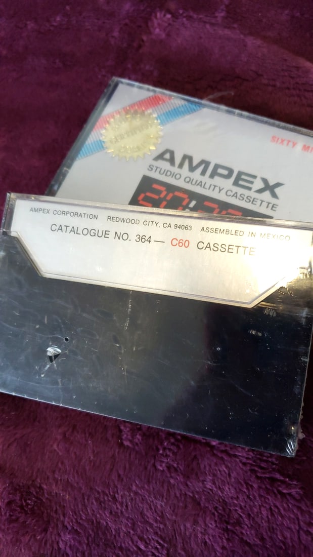 Lot Of Ronson Chrome Pocket Lighters With Box, Pipe Cleaners, Talle Westclock Travel Clock, Ampex... - 14