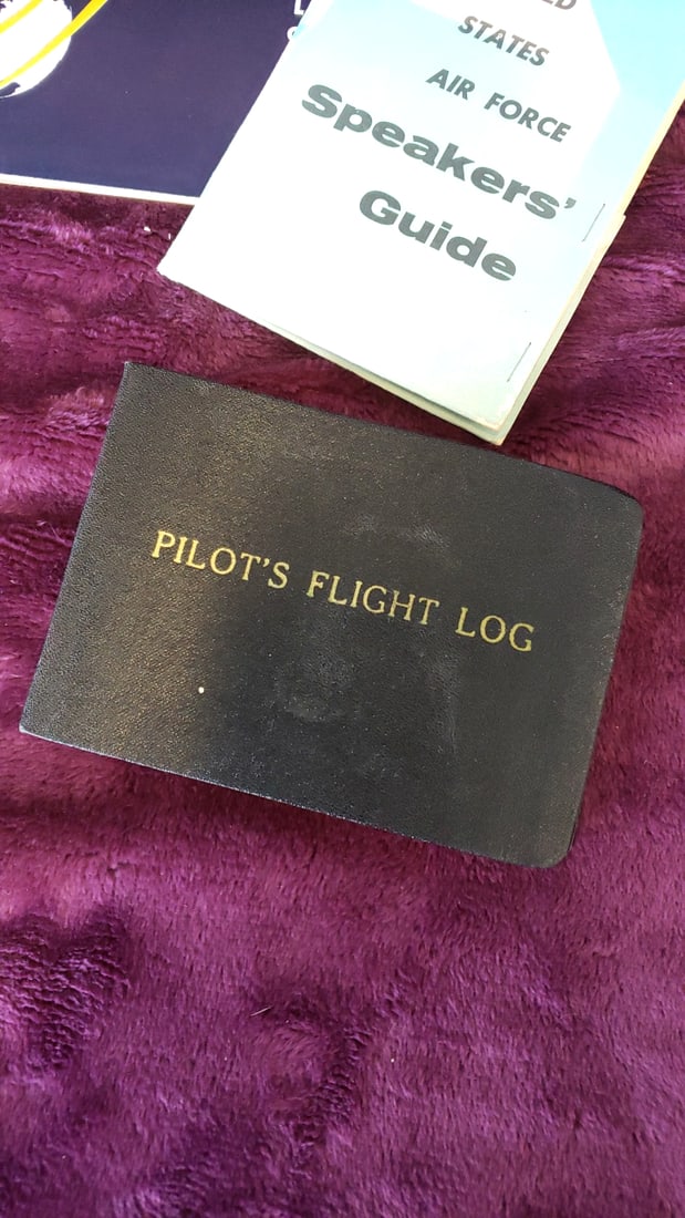Lot Of Usaf Speakers Guide Afp 190-1-2 Ballistic Missiles Booklet Pacific Airmotive Pa-1 Flight Log - 2