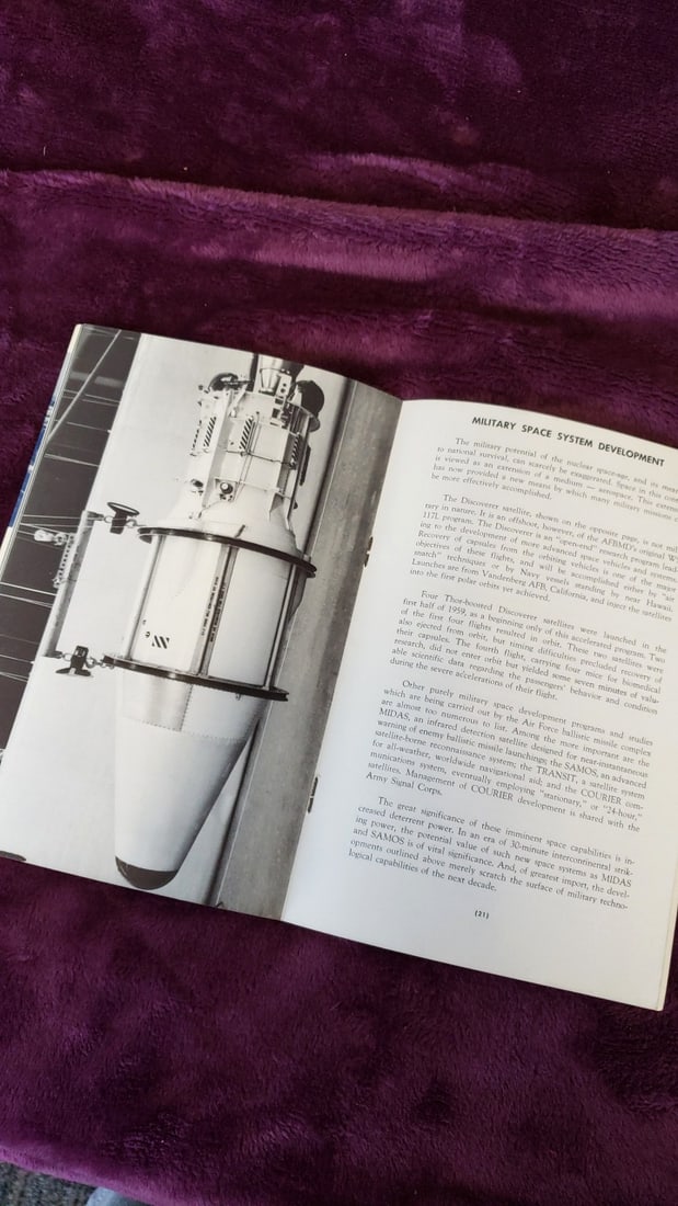Lot Of Usaf Speakers Guide Afp 190-1-2 Ballistic Missiles Booklet Pacific Airmotive Pa-1 Flight Log - 8