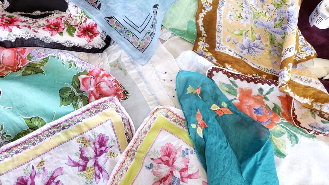 Lot Of Floral Handkerchiefs Embroidered Lace Cotton Hankies: 12x12x1 1lb Low Estimate: 8.00 High Estimate: 25.00