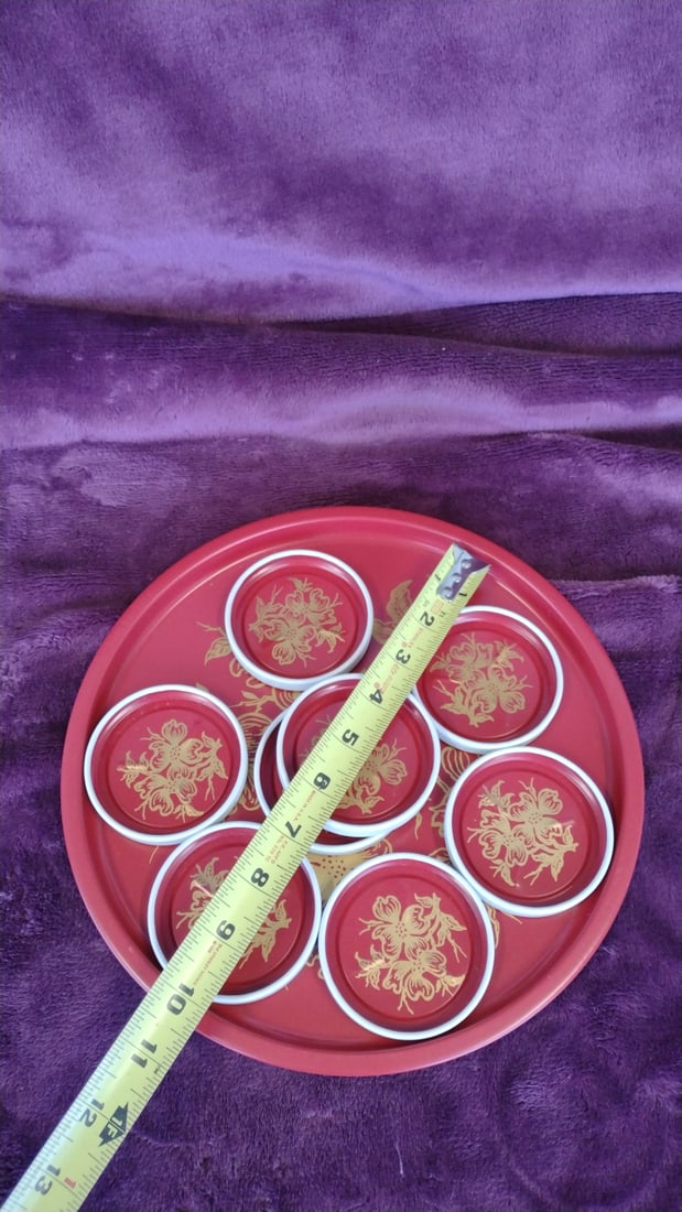 Red Floral Round Serving Tray With 8 Coasters, Gold Flower Motif - 6