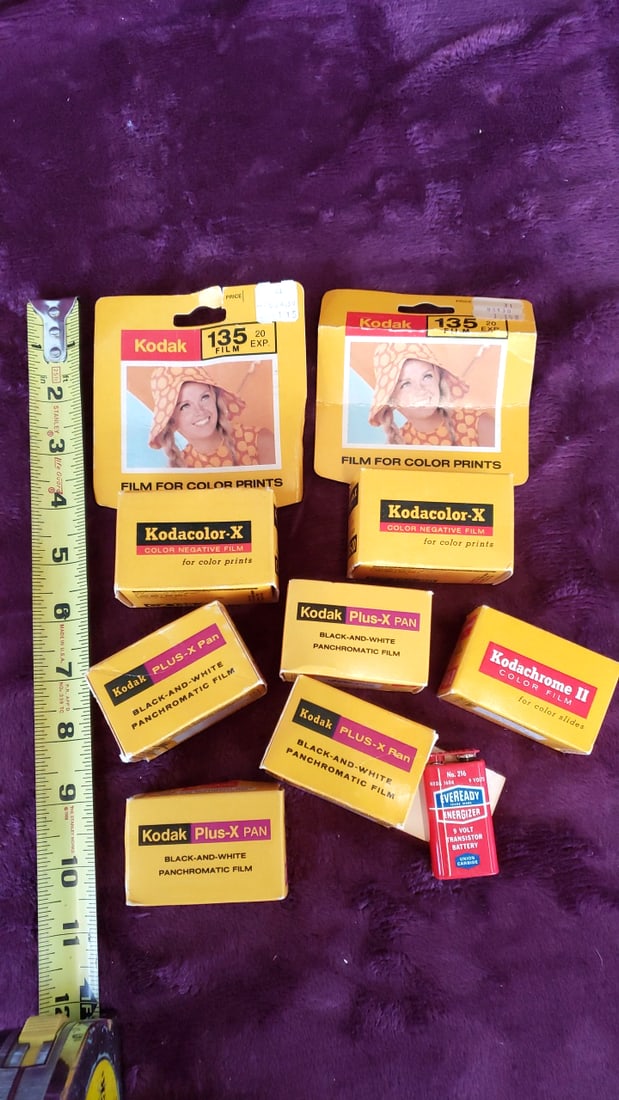 Kodak Film Lot Kodacolor-x 20 Exp, Plus-x Pan, Kodachrome Ii, Eveready 9v Battery - 6