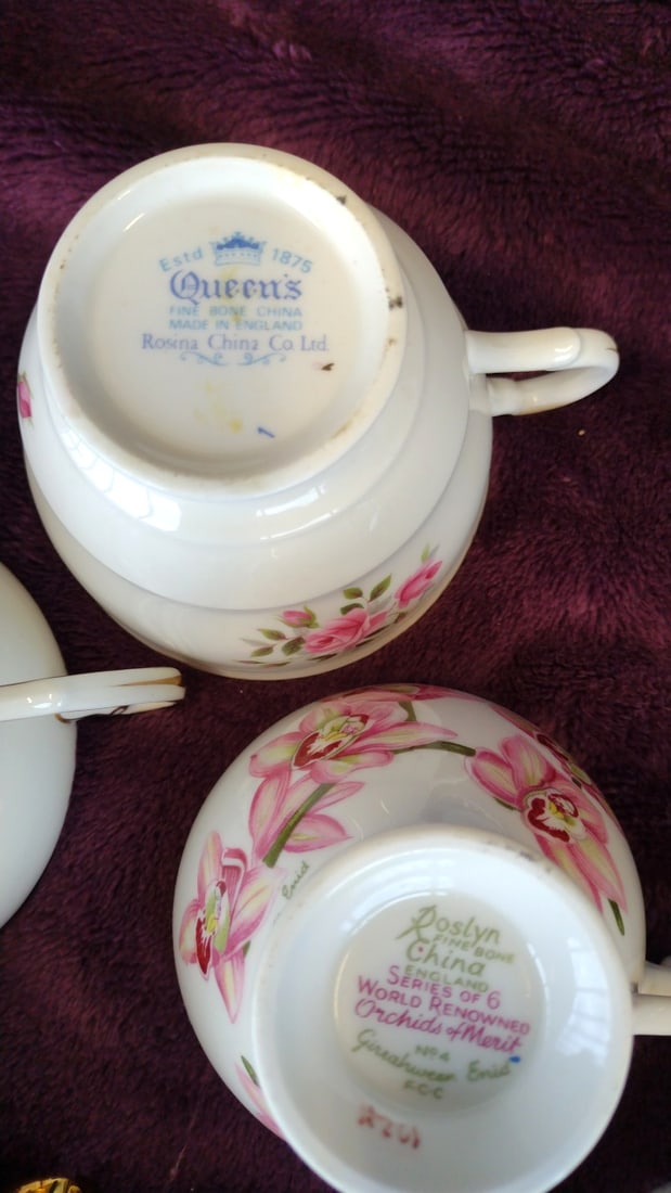 Lot Of 7 Assorted Floral Porcelain Teacup And Saucer Sets With Gold Trim - 10