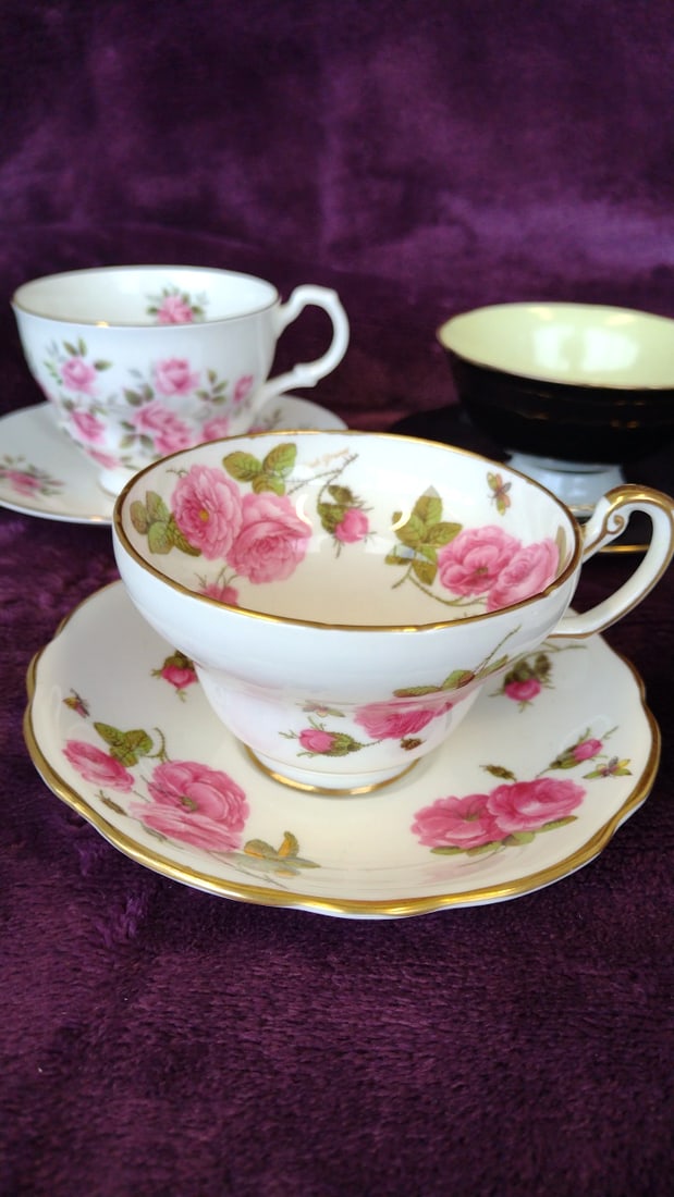 Lot Of 7 Assorted Floral Porcelain Teacup And Saucer Sets With Gold Trim - 4