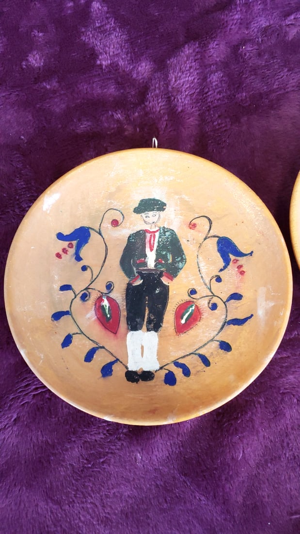 Bill And Mary Hambelton Amsterdam Holland Hand-painted Folk Dancer Decorative Wall Plates, Pair - 2