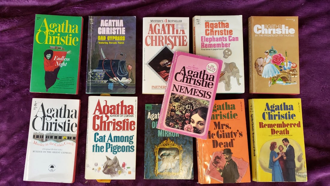 Agatha Christie Paperback Mystery Book Lot Of 11: 17x5x5 2lb Low Estimate: 12.00 High Estimate: 35.00