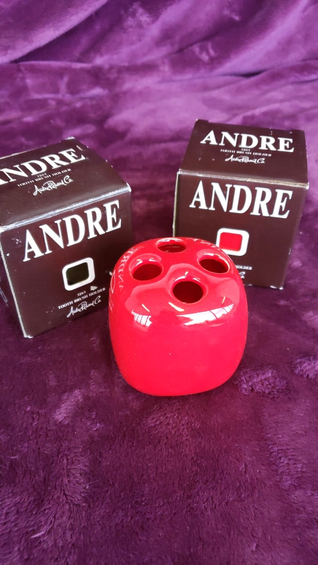 Andre Richard Co. Andre 3203 Red Toothbrush Holder Japan 1981 - 3