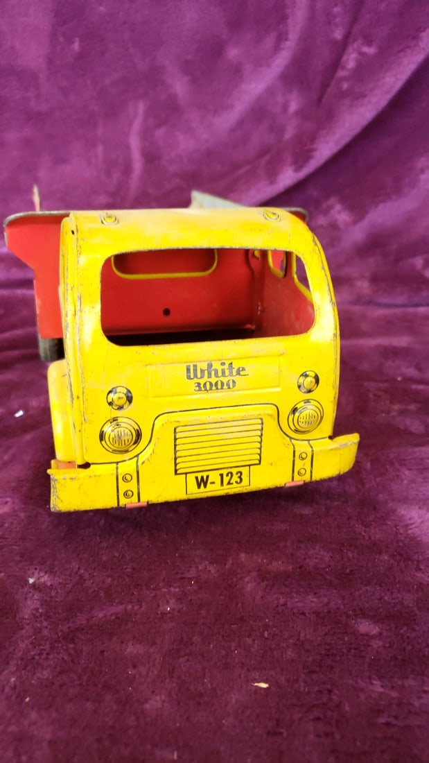 Wyandotte Tin Litho Flatbed Truck Yellow Wolverine White Mustang Dump Truck Toy Lot - 11