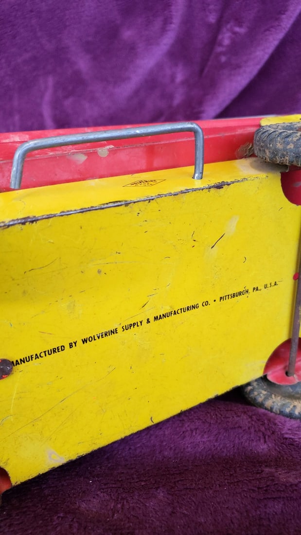 Wyandotte Tin Litho Flatbed Truck Yellow Wolverine White Mustang Dump Truck Toy Lot - 15
