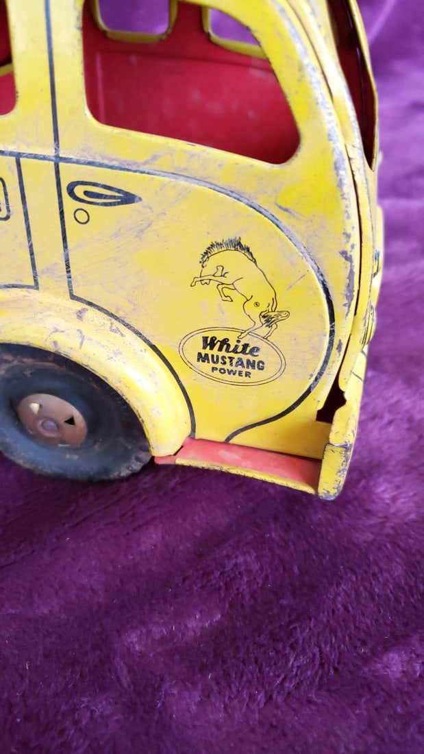 Wyandotte Tin Litho Flatbed Truck Yellow Wolverine White Mustang Dump Truck Toy Lot - 9