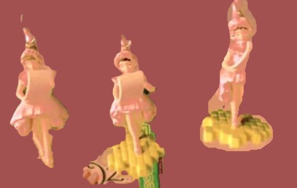 Hallmark Keepsake Wizard of Oz Christmas Ornament (1 of 2)