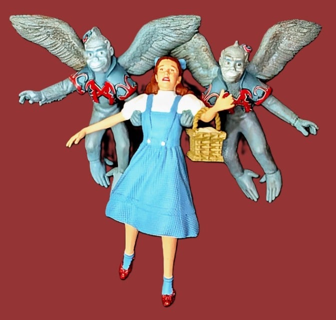 Hallmark Keepsake Wizard of Oz Christmas Ornament: Hallmark Wizard of Oz 2020 "Dorothy Gets Carried Away" Ornament (w/ Box)