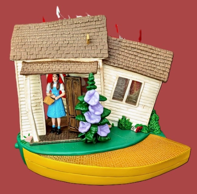 Hallmark Keepsake Wizard of Oz Christmas Ornament: Hallmark Wizard of Oz 2005 "Over the Rainbow" Ornament (w/ Box)