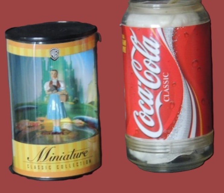 Warner Bros Miniature Collection - Wizard of Oz: Dorothy & Toto