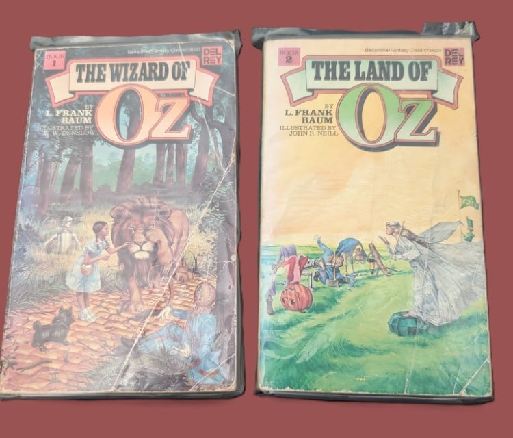 Group of 7 Ballantine Fantasy  Classic Paperback Books (1 of 3)