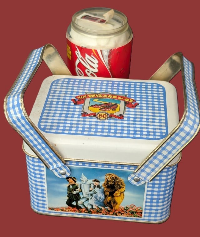 Walt Disney Co Wizard Of Oz Candy Tin Basket: No Box